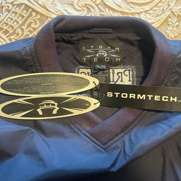 Stormtech Weatherproof Pull-Over! Great for Golfers! - Picture 8 of 10